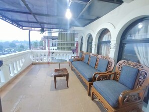 Villa, 3 Bedrooms | Terrace/patio