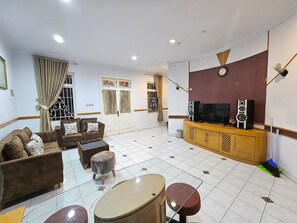 Villa, 2 Bedrooms | Living area | Flat-screen TV