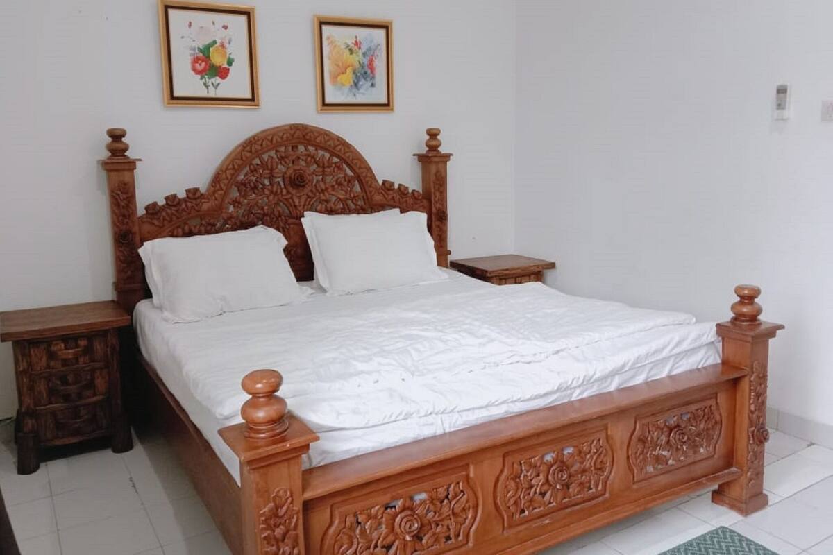 House, 4 Bedrooms | 1 bedroom, hypo-allergenic bedding available, WiFi (free), bed sheets