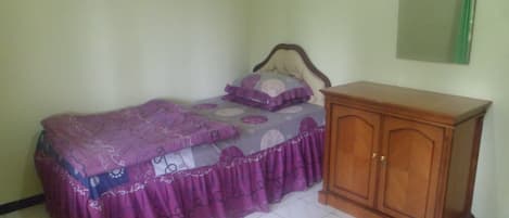 1 bedroom, individually decorated, individually furnished, desk