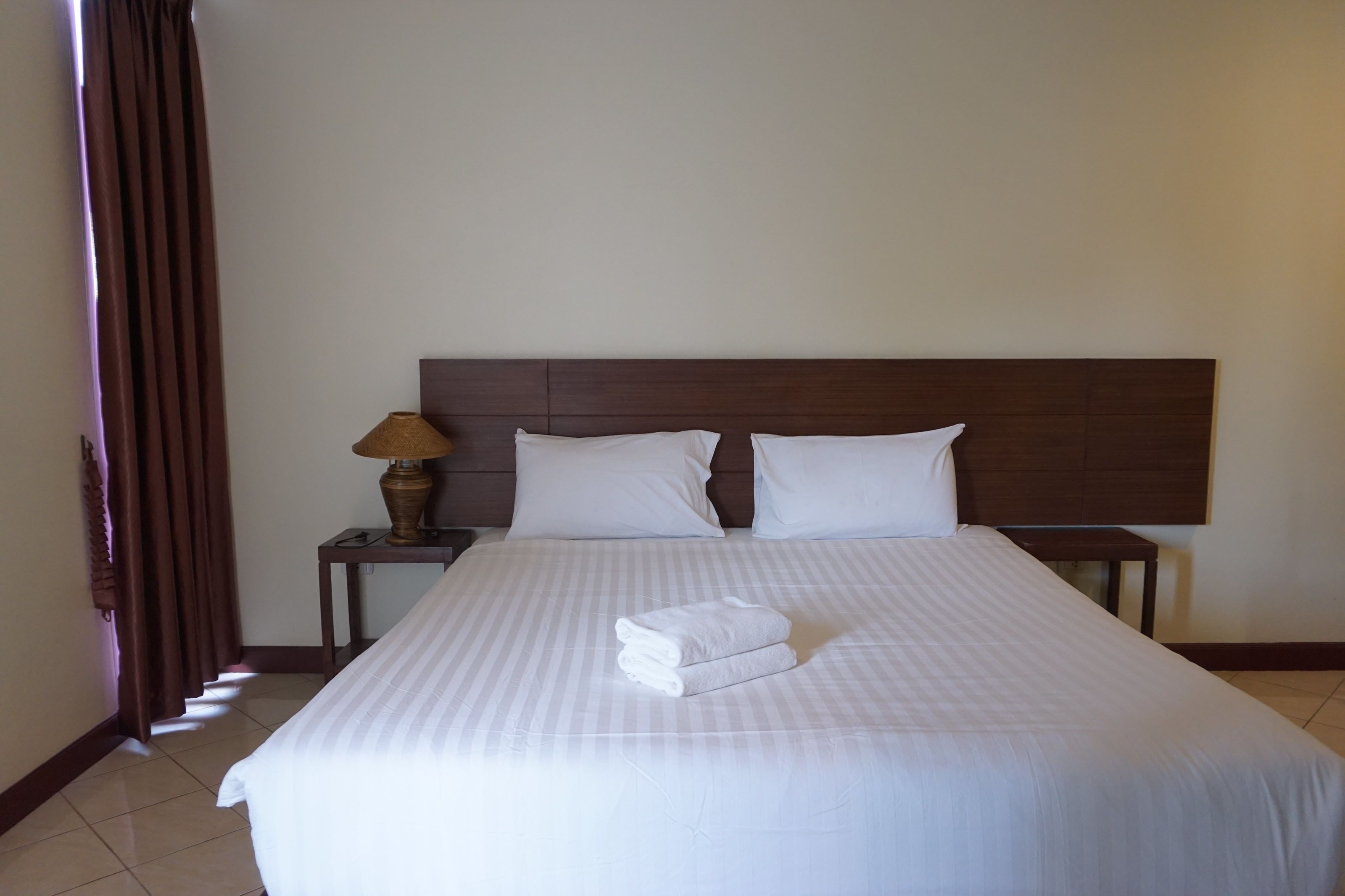 superior double room | blackout curtains, free wifi