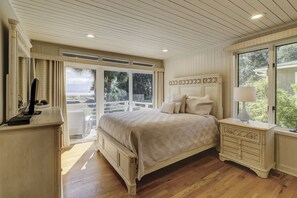 6 bedrooms, iron/ironing board, free WiFi, bed sheets - Cassina Palms (Hilton Head Island)