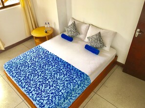 Double Room, Shared Bathroom | Premium bedding, in-room safe, desk, free WiFi