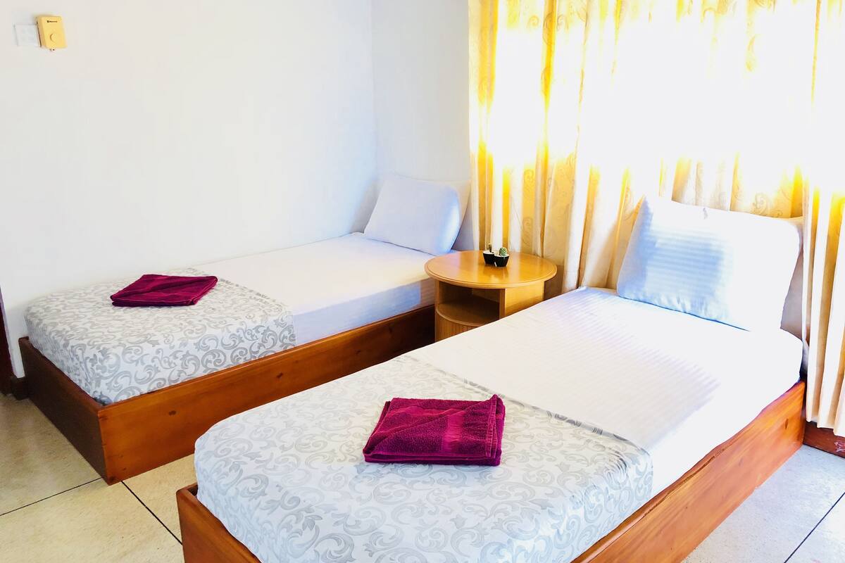 Twin Room | Premium bedding, in-room safe, desk, free WiFi