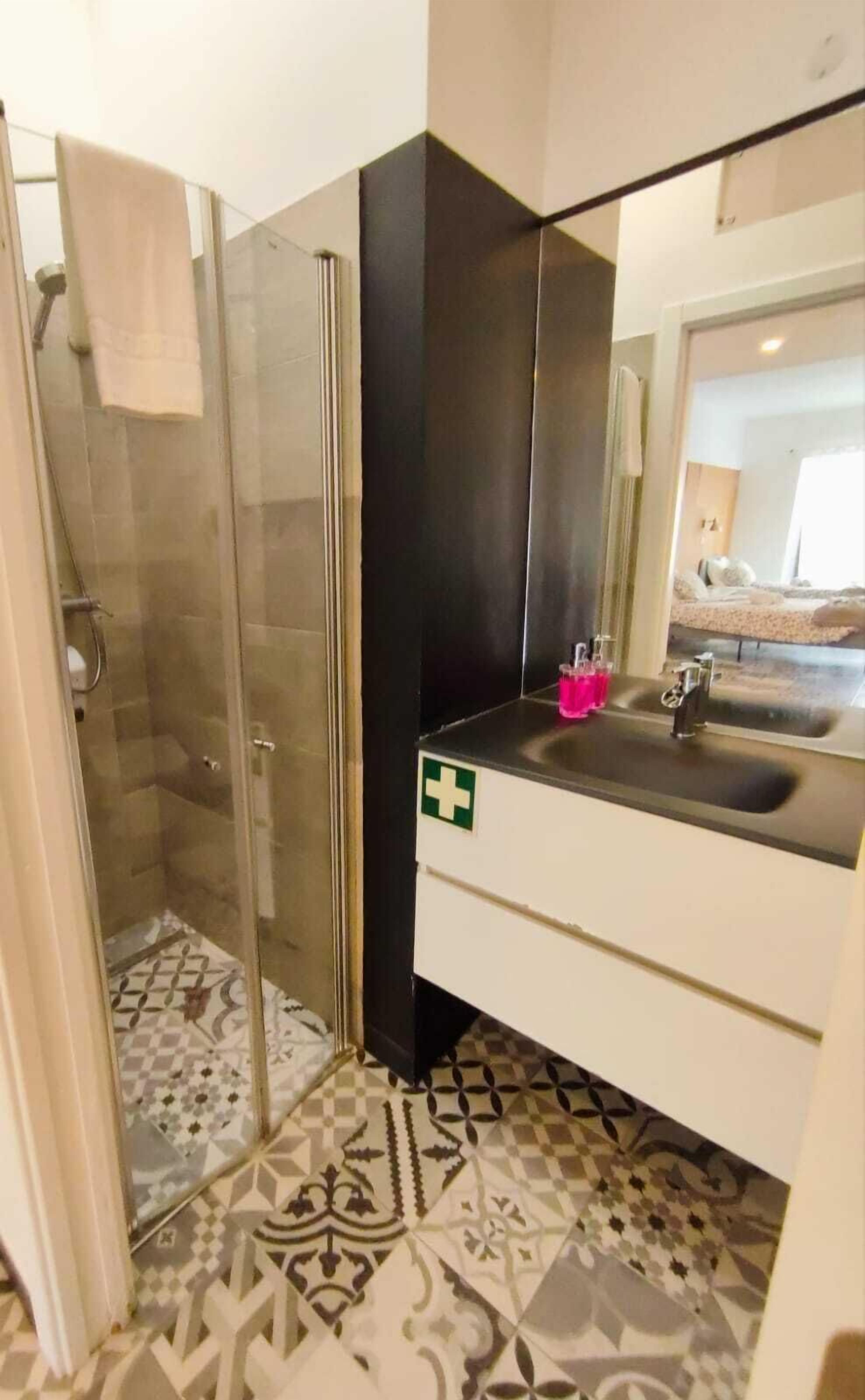 studio | bathroom | shower, hair dryer, towels