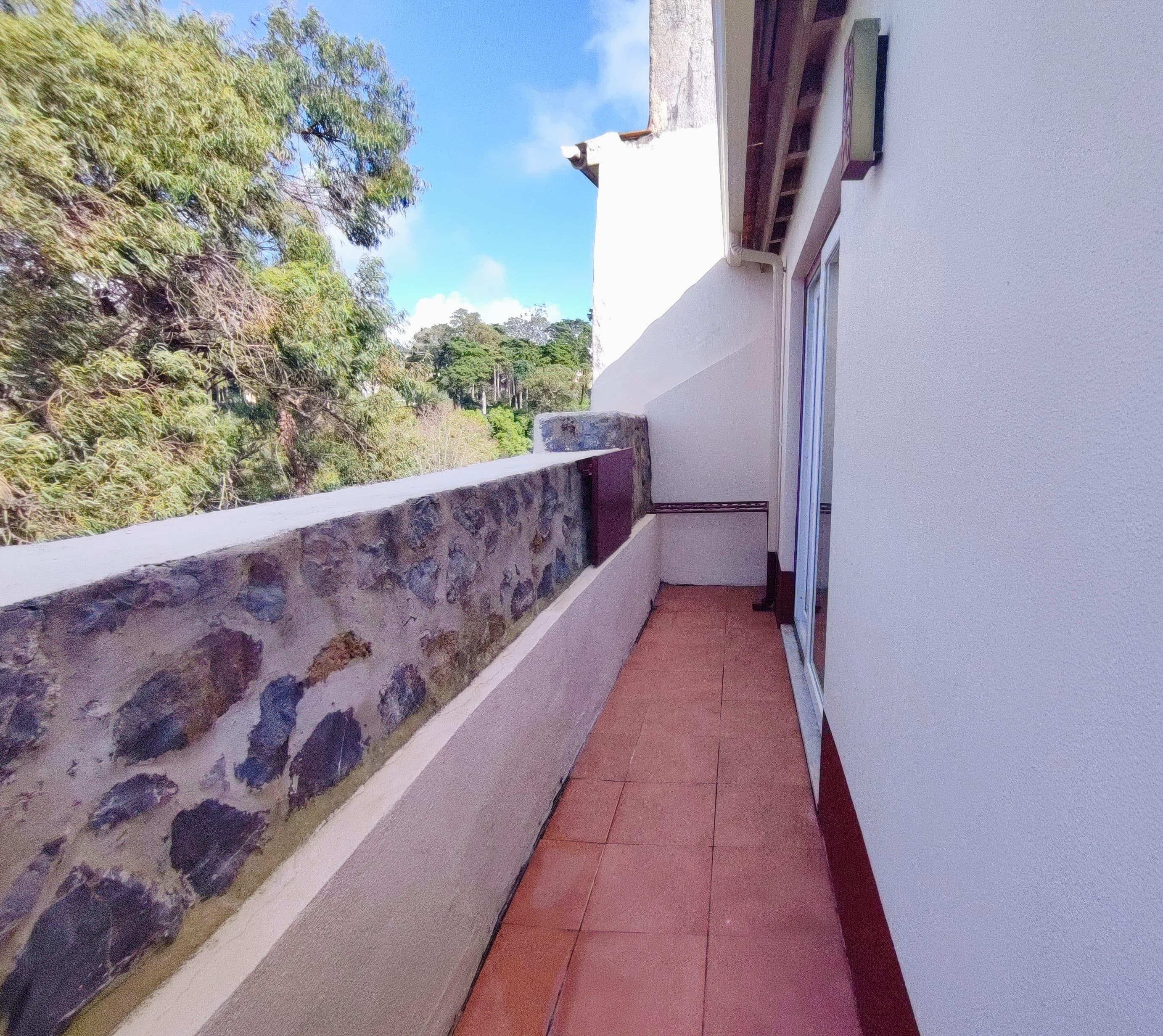 studio, 2 bedrooms | balcony