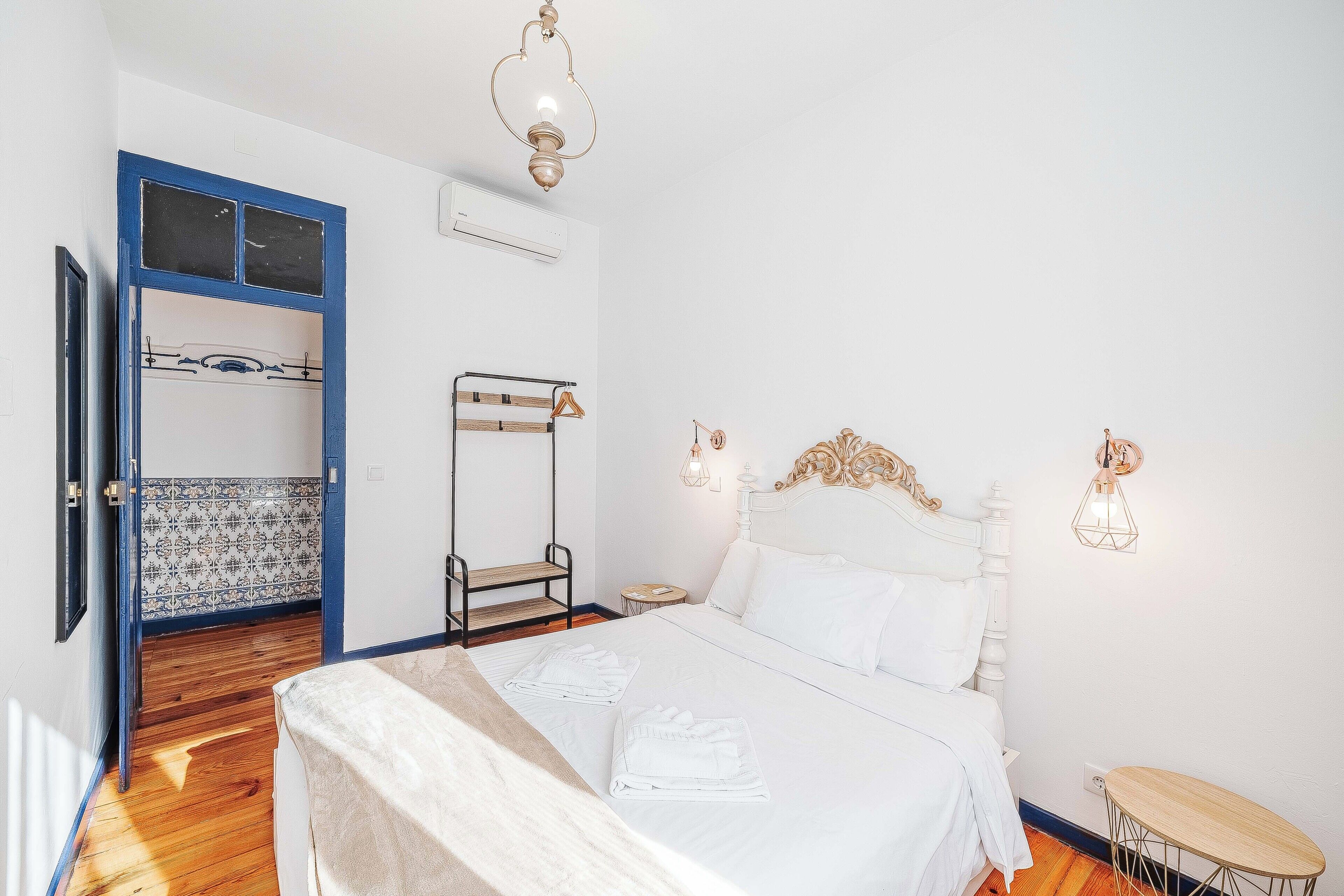 Verdunkelungsvorhänge, Bügeleisen/Bügelbrett, kostenloses WLAN