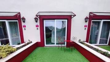 Familie-studiolejlighed | Terrasse/gårdhave