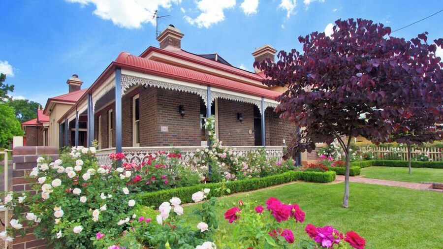 Loloma House