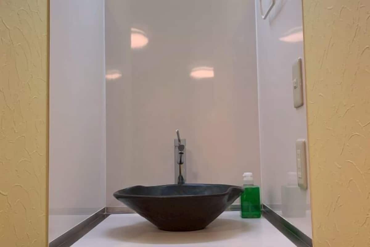 Bathroom | Free toiletries, hair dryer, towels