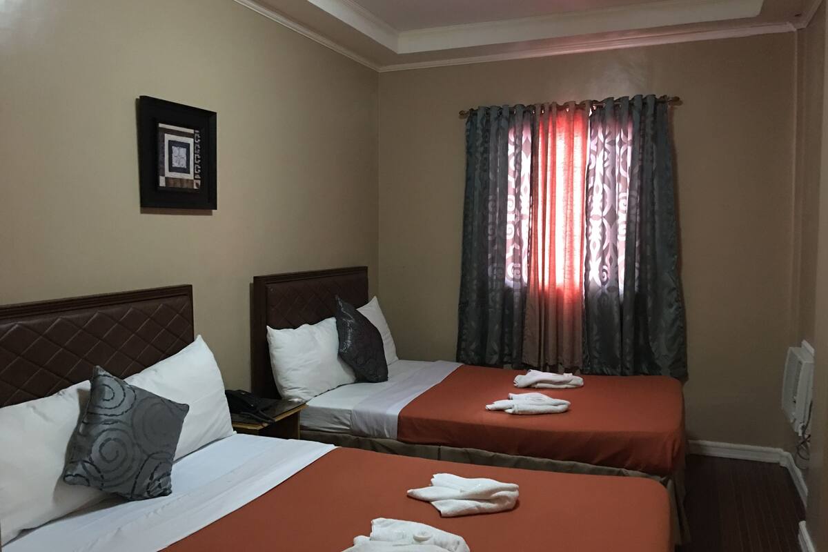 Twin Double Room  | Desk, rollaway beds (surcharge)