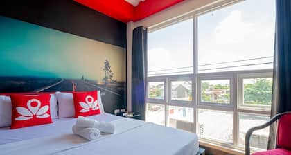 ZEN Rooms Universal Suite Bed and Breakfast