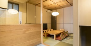 Villa Tradition, 2 chambres (Japanese Style) | 2 chambres, bureau, Wi-Fi gratuit, draps fournis
