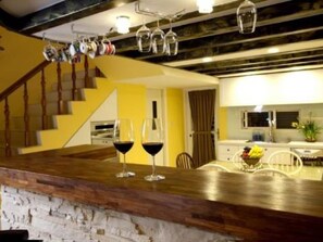 Free cooked-to-order breakfast - Starburst B&B (Dongshan)