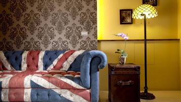 40-inch LCD TV with digital channels, TV