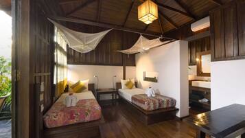 Family Villa, 2 Bedrooms, Terrace | In-room safe, desk, free WiFi, bed sheets