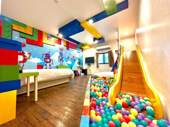 Family Suite - Little Apple B&B (Wujie)