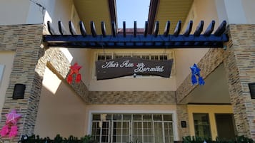 Entrada de la propiedad