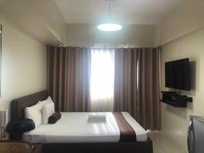 Studio Basic - havsutsikt | Vardagsrum | Platt-tv