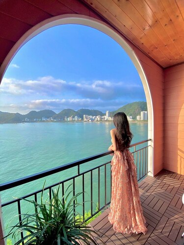 Le Pont Bungalow Hostel