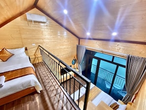Luxury Double or Twin Room, Sea View | Free WiFi - Le Pont Bungalow Hostel (Hai Phong)