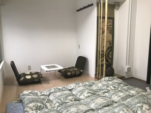 Superior Twin Room, Non Smoking | Down comforters, blackout drapes, free WiFi, bed sheets - Merry Gate Osaka - Hostel (Osaka)