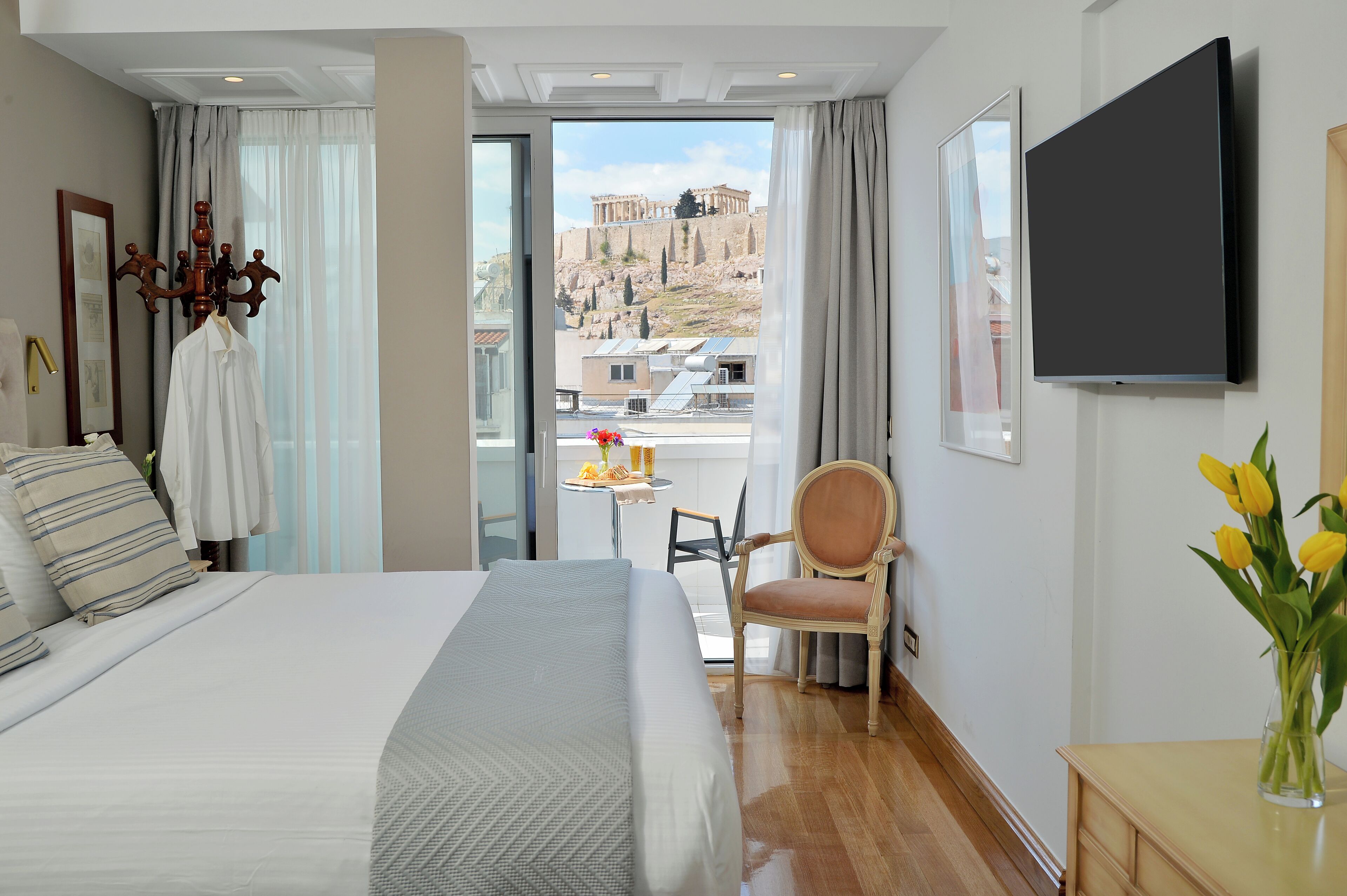 premium room, balcony (acropolis view) | in-room safe, desk, blackout curtains, soundproofing