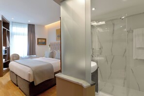 In-room safe, desk, blackout curtains, soundproofing