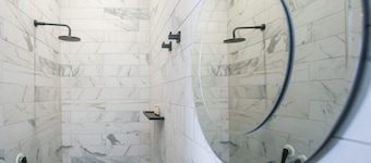 Indulge Apartments -The Urban Collection