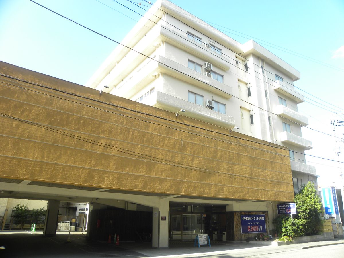 施設の正面