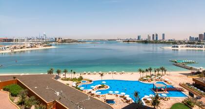 Maison Privee - Tiara Ruby