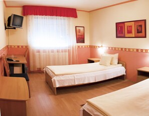 Standard Twin Room, 2 Single Beds, City View