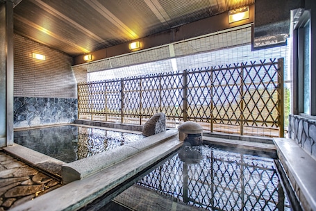 Baño termal público