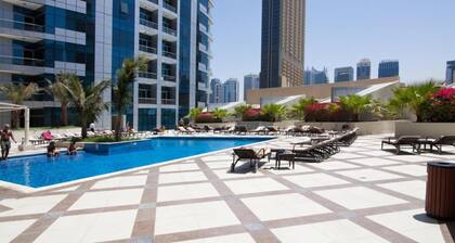 Maison Privee - Stunning Apartment w/ Dubai Marina View
