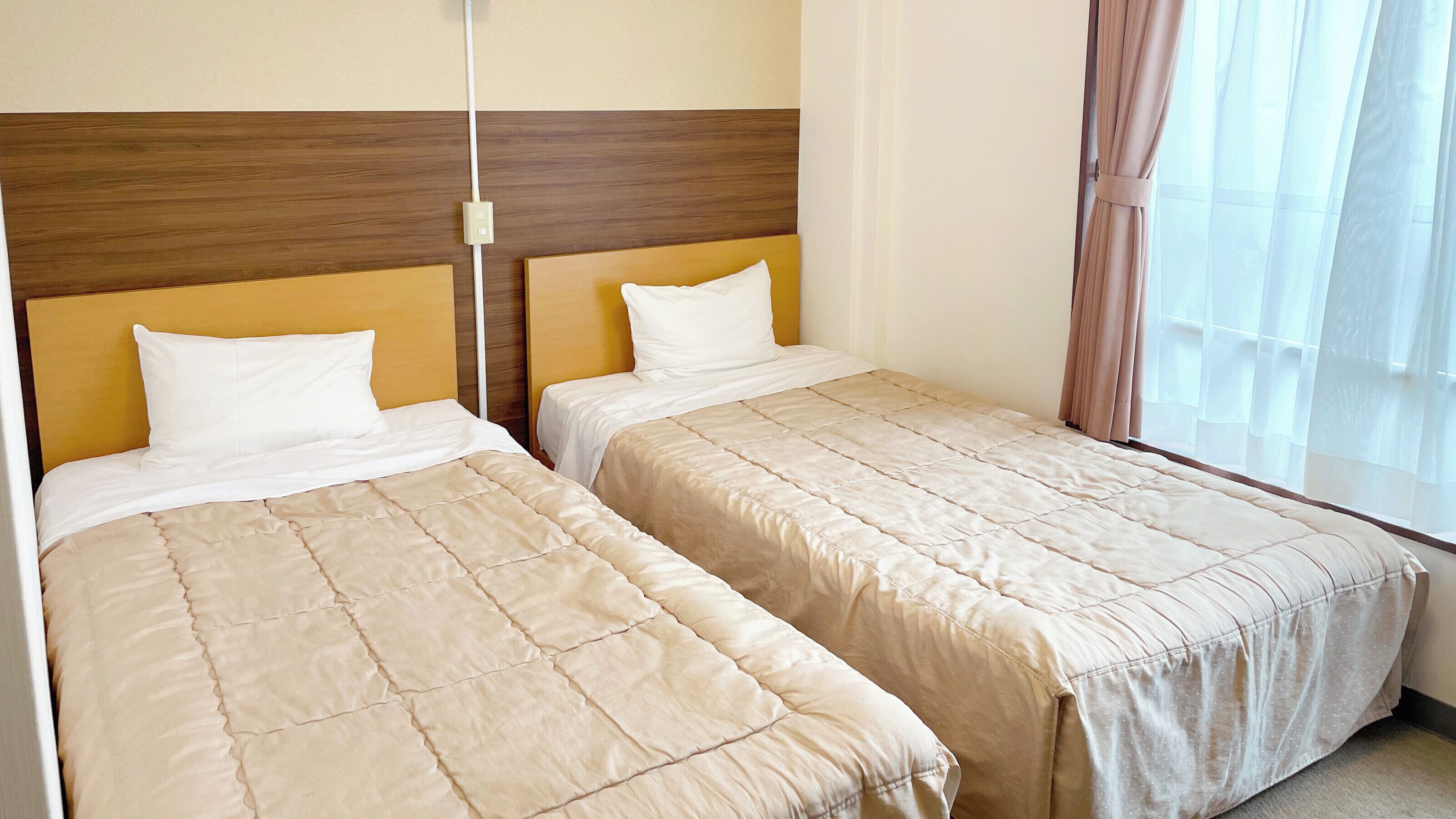 Két bảo mật tại phòng, bàn 
