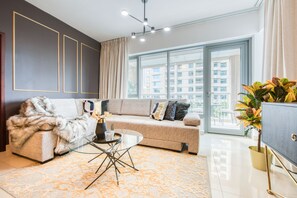 Deluxe Apartment, 1 Bedroom | Living area