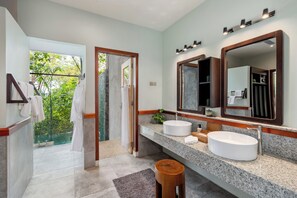 Villa Tirai | Salle de bain