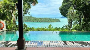 9 piscinas al aire libre, sillones reclinables de piscina