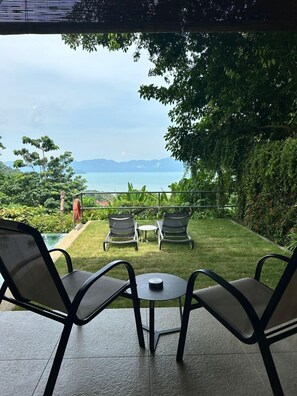 Villa Kemarong | Terrace/patio - Ambong Pool Villas (Langkawi)
