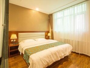 Standard Double Room | Premium bedding, in-room safe, desk, blackout curtains - Hill Lily Hotel (Tongzhou)