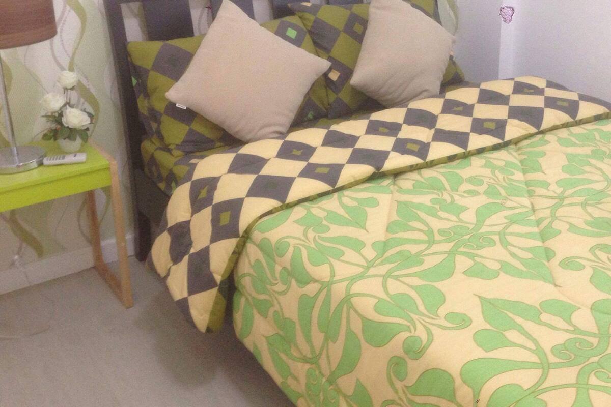 Deluxe Room, 2 Bedrooms | 1 bedroom, minibar, desk, free WiFi