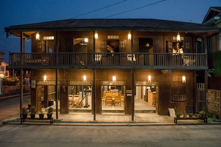 Fachada de la propiedad