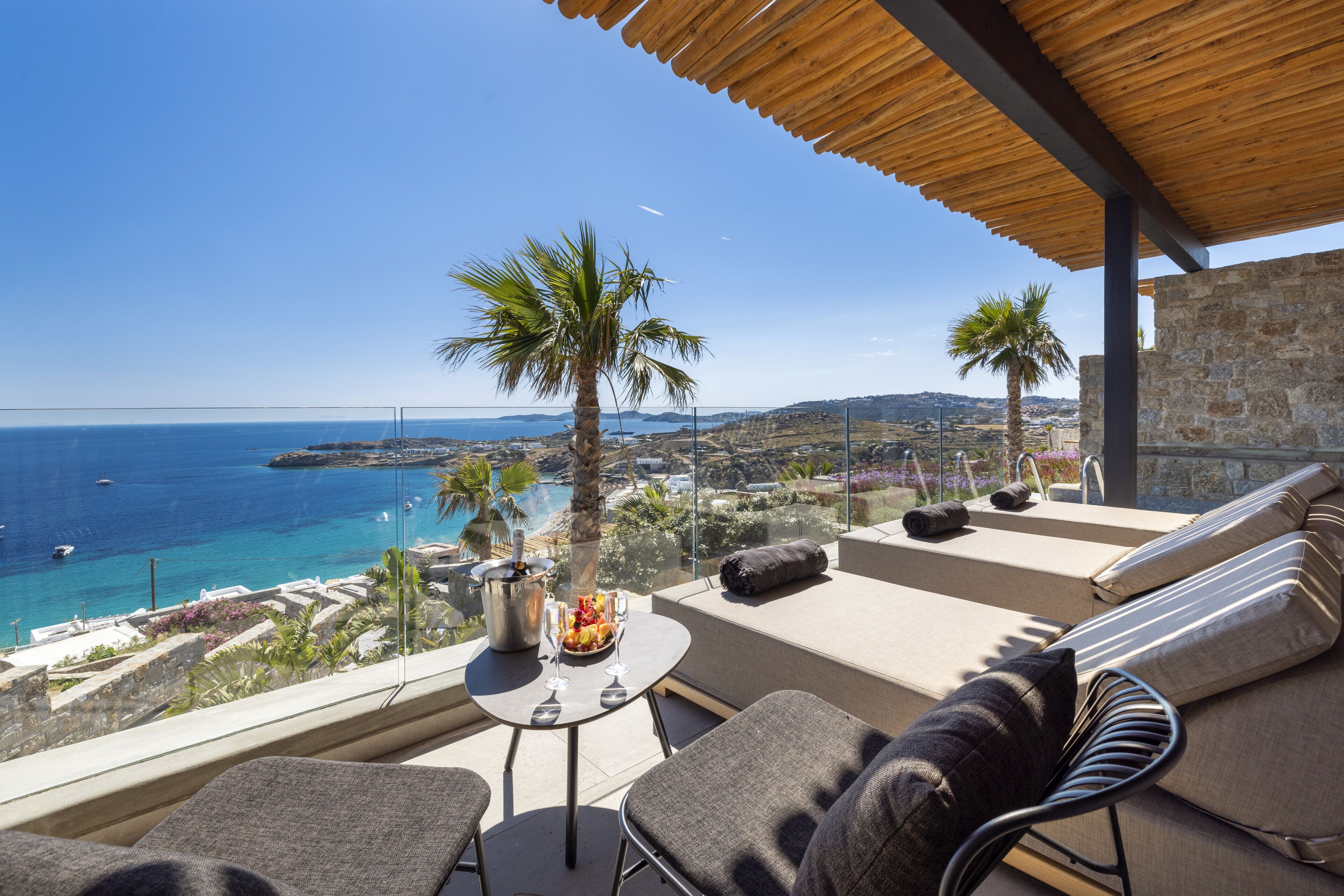 Elegant One Bedroom Villa with Private Pool and Panoramic Sea View | Terrace/patio
