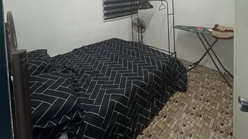 House, 2 Bedrooms | 2 bedrooms, desk, iron/ironing board, free WiFi