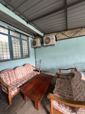 House, 2 Bedrooms | Terrace/patio
