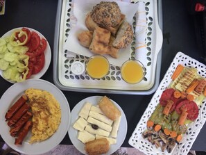 Breakfast buffet - Hostel OldTown (Podgorica)