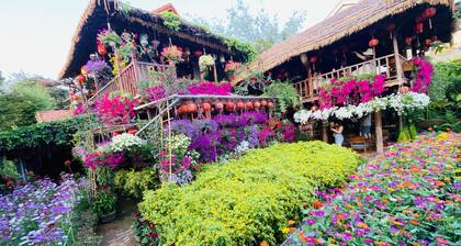 Khamy Riverside Resort