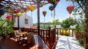 Estúdio panorâmico | Frigobar, cofres nos quartos, escrivaninha, quartos à prova de som