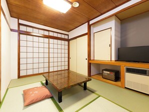Japanese-style Room with 6 Tatami Mats (No View), Non Smoking | In-room safe, desk, free WiFi - Kinugawa Royal Hotel (Nikko)