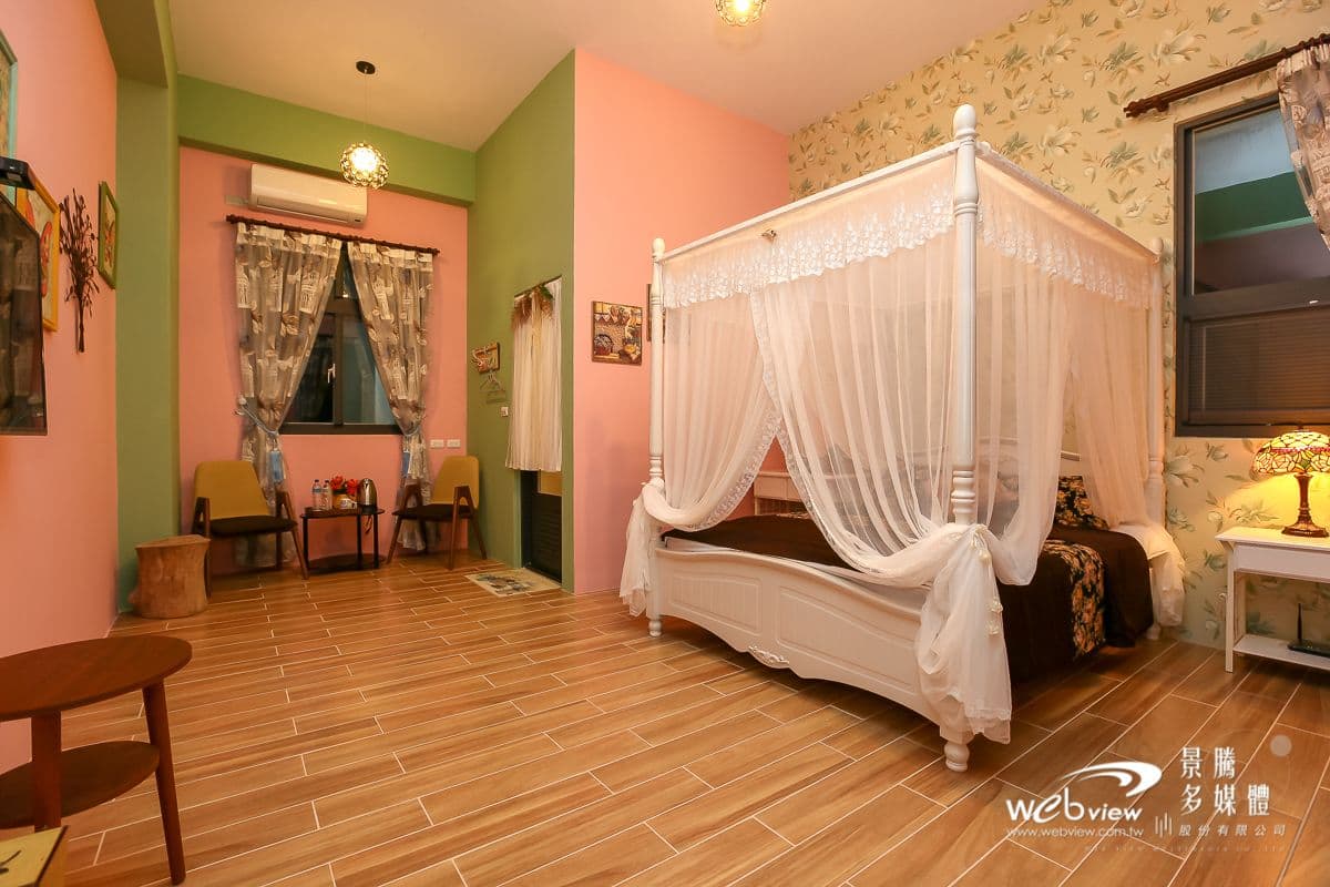 Double Room | Blackout drapes, soundproofing, free cribs/infant beds, rollaway beds